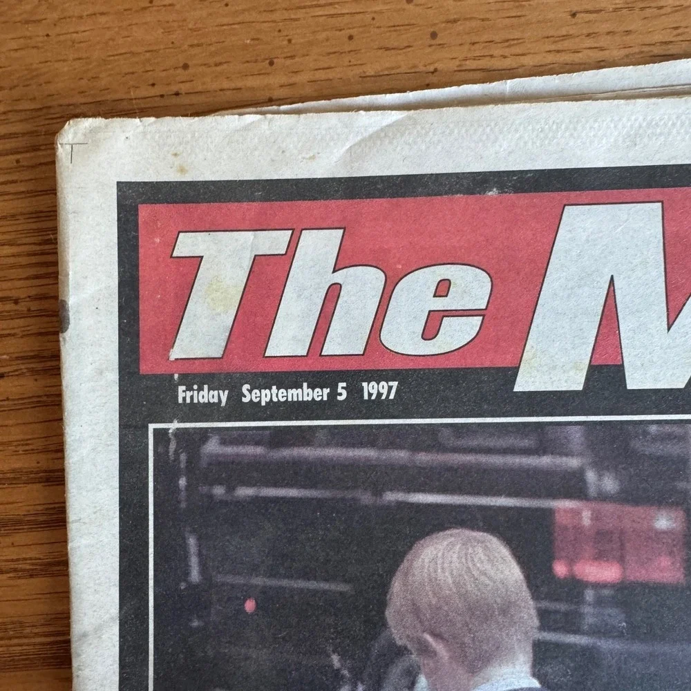 N/A mirror newspaper